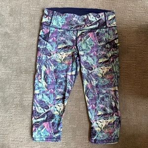 Lululemon athletica cropped leggings